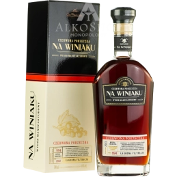 WÓDKA NA WINIAKU CZERWONA PORZECZKA / 40% / 0,7L